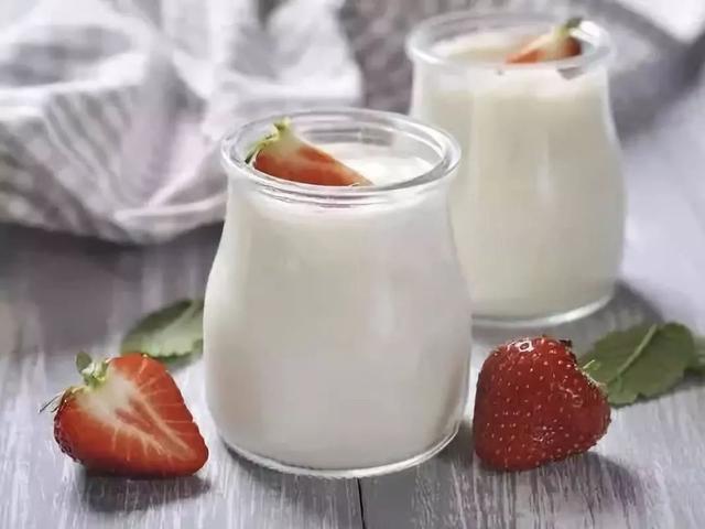酸奶哪些人不适宜喝？！它的营养价值体现在哪些方面？