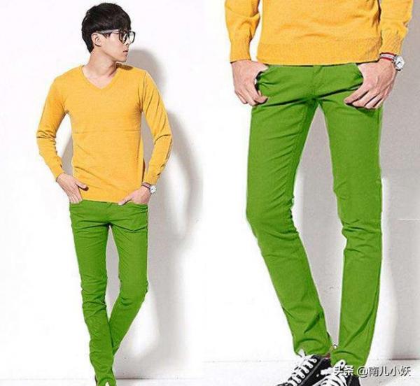 绿色裤子不能配的颜色，图文解说亮绿色裤子配什么颜色上衣