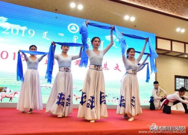 那达慕大会是哪个民族的节日，云南蒙古族同胞在昆欢庆传统节日