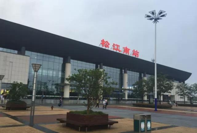 上海的火车站、机场怎么走？路痴不要怕，最全交通攻略来了！